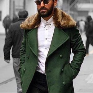 Meet your Posher, Gyasi